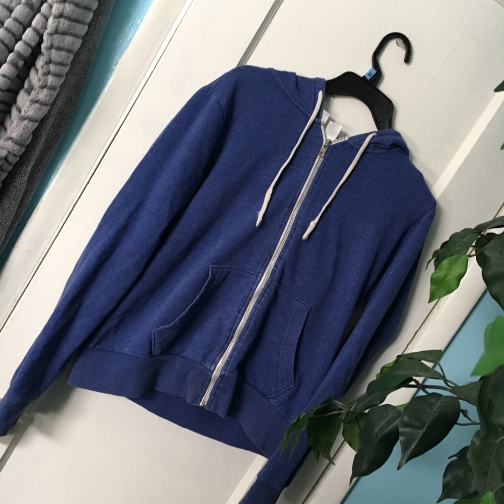 Blue h&m sweater💙LIKE FOR AN OFFER💫